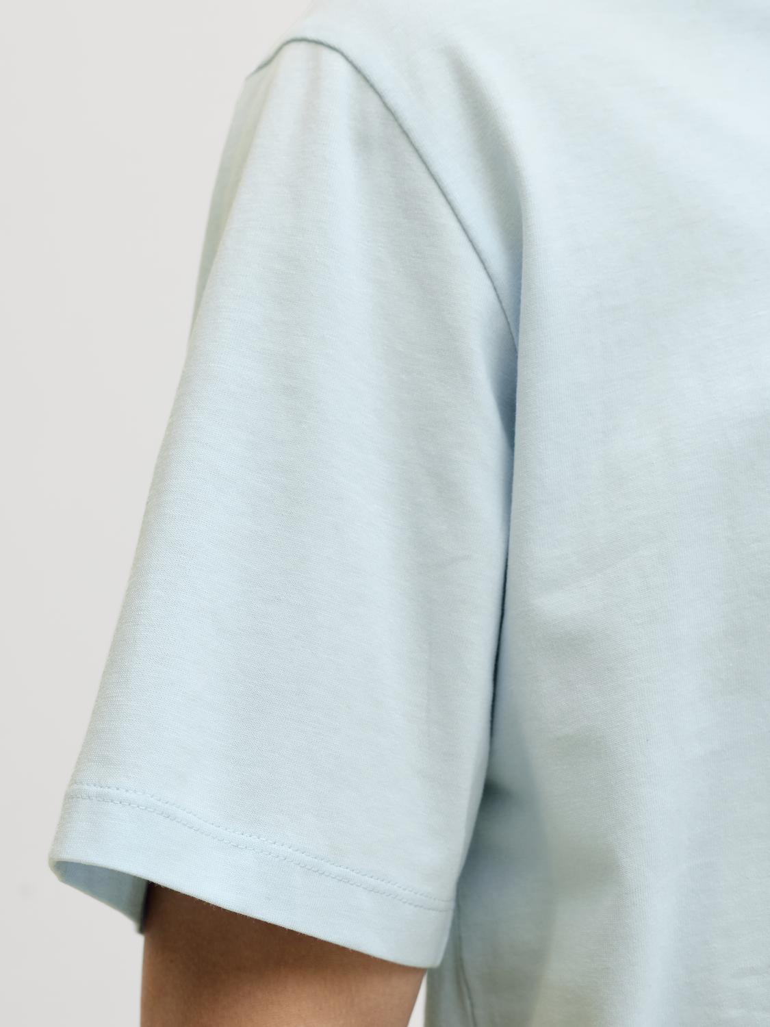 model_shot-detail